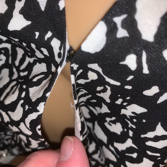 BALENCIAGA Size 40 abstract print SILK wrap DRESS - Picture 6 of 11